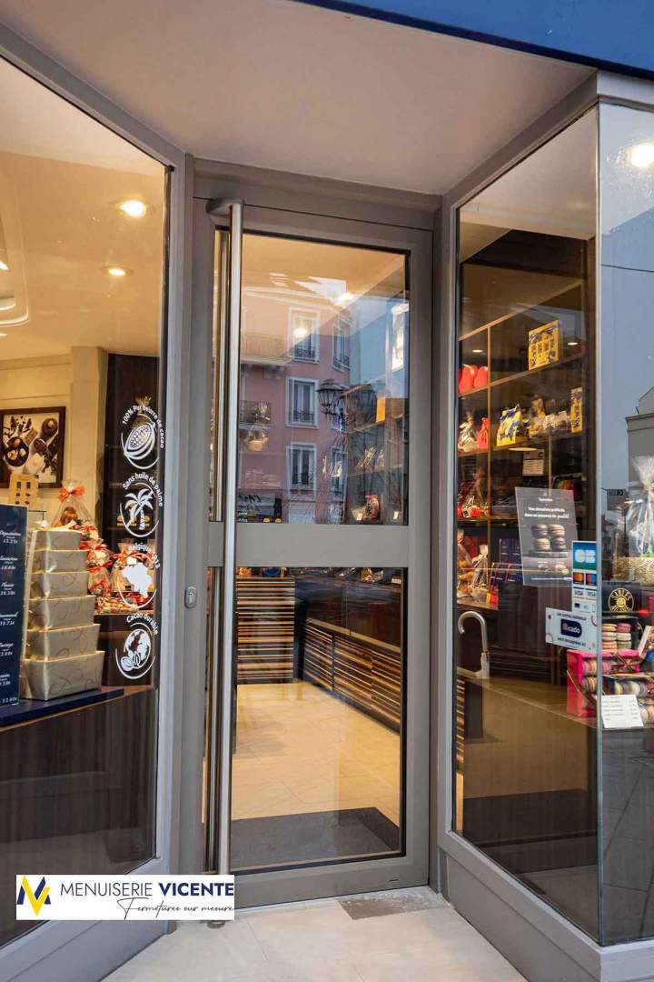 Expert en pose de porte d'entrée Le Raincy
